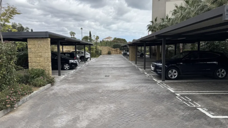 Apartamento de 2 dormitorios en Mijas Costa, Spain No. 607 № 18