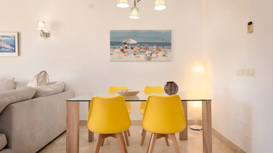 Apartamento de 2 dormitorios en Casares, Spain No. 413