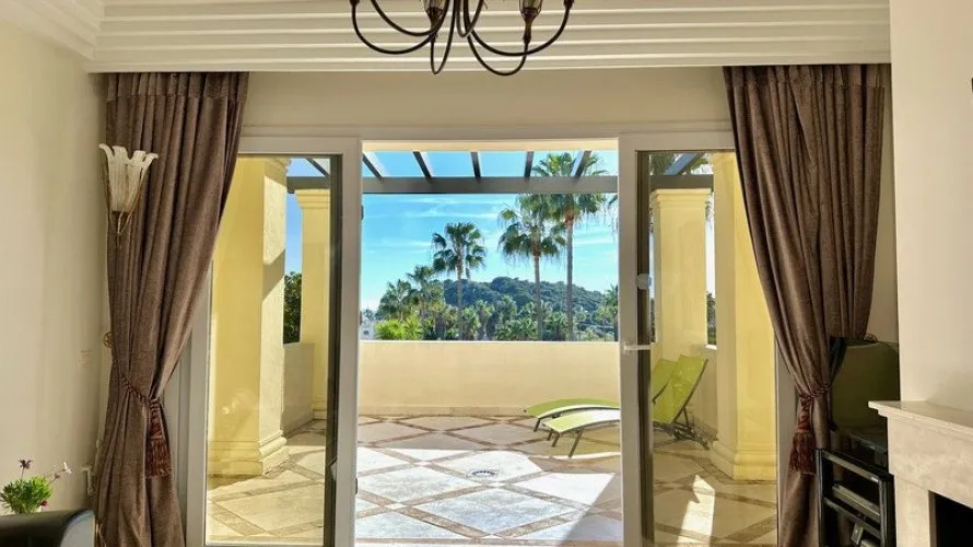 Apartamento de 2 dormitorios en Casares, Spain No. 281 № 6