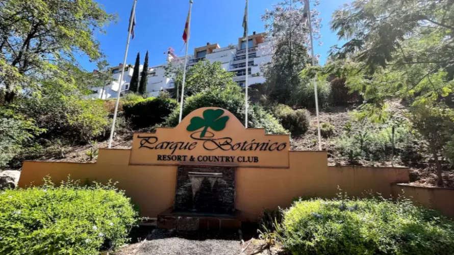 Apartamento de 2 dormitorios en Marbella, Spain No. 764 № 5