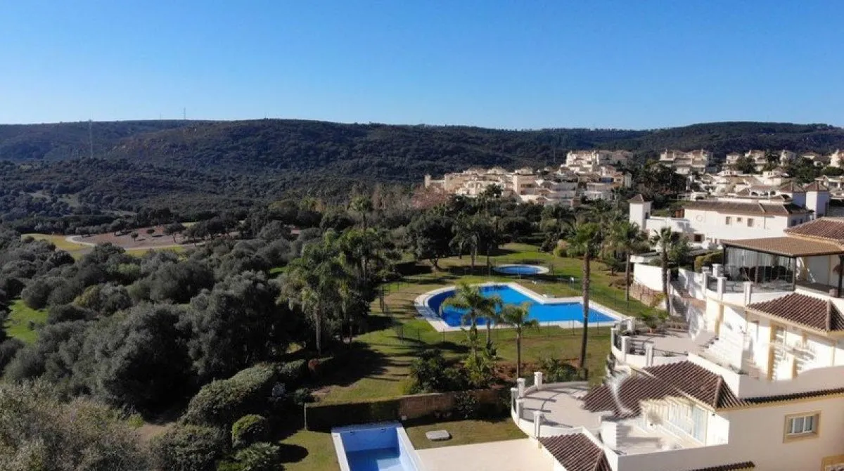 Apartamento de 3 dormitorios en Sotogrande, Spain No. 471