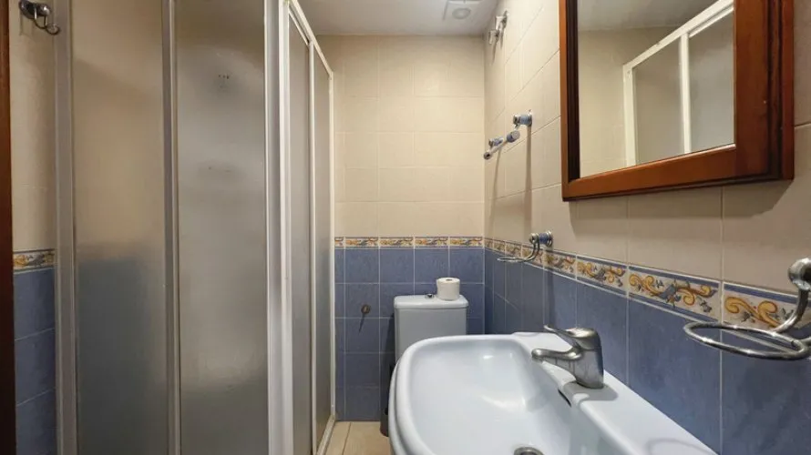 Apartamento de 3 dormitorios en Benahavís, Spain No. 459 № 16