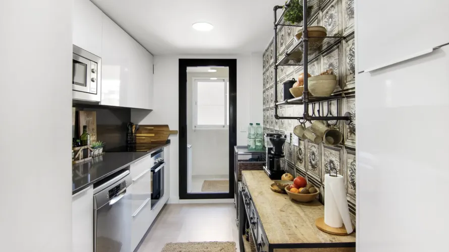 Apartamento de 3 dormitorios en Benalmádena, Spain No. 531 № 15