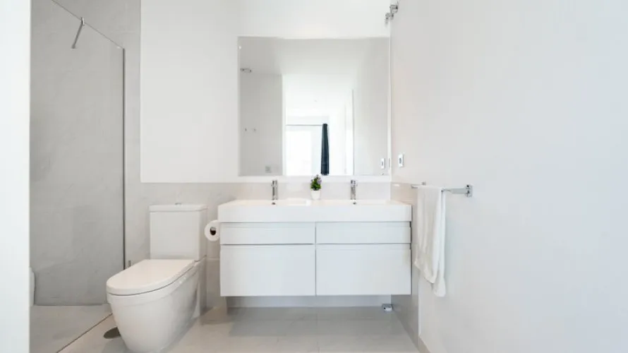 Apartamento de 2 dormitorios en Estepona, Spain No. 648 № 5