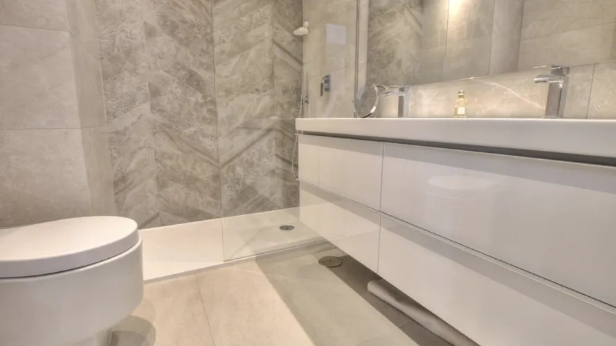 Apartamento de 2 dormitorios en Mijas Costa, Spain No. 496 № 16