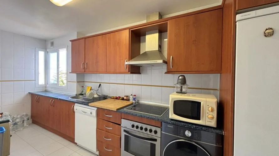 Apartamento de 2 dormitorios en Manilva, Spain No. 561 № 15