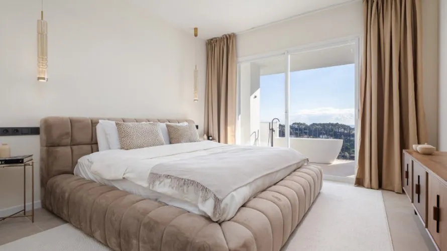 Apartamento de 3 dormitorios en Benahavís, Spain No. 566 № 5