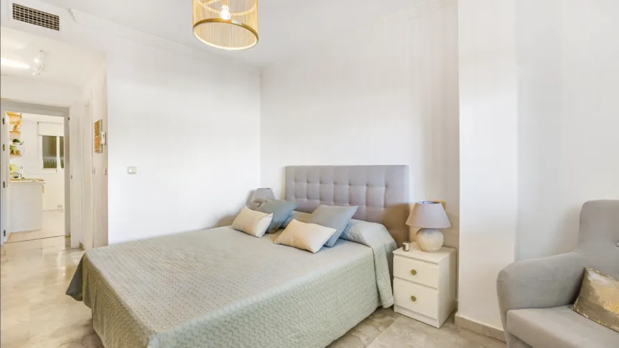 Apartamento de 1 dormitorio en Nueva Andalucía, Spain No. 519 № 6