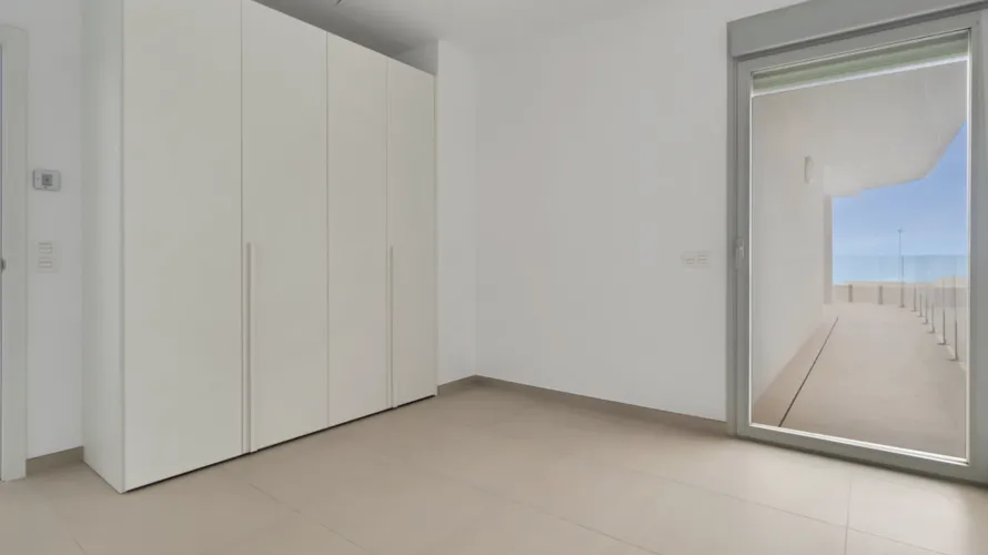 Apartamento de 3 dormitorios en Benalmádena, Spain No. 714 № 19