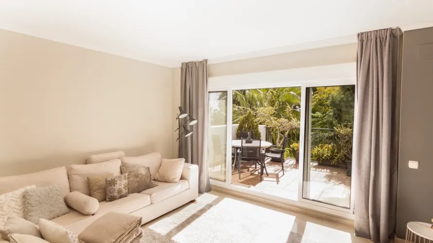 Apartamento de 3 dormitorios en Marbella, Spain No. 232 № 5