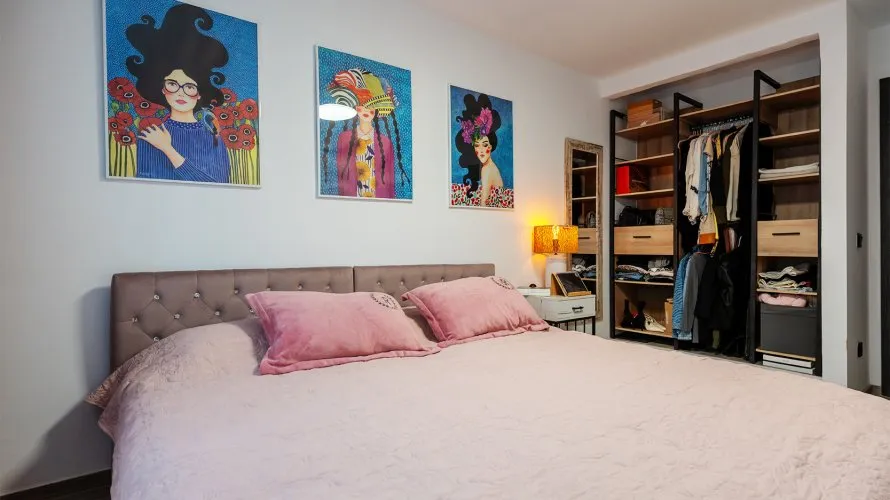 Apartamento de 2 dormitorios en Estepona, Spain No. 774 № 3