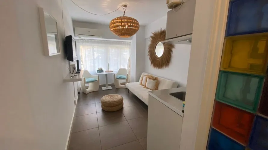 Apartamento de 1 dormitorio en Málaga, Spain No. 288 № 3