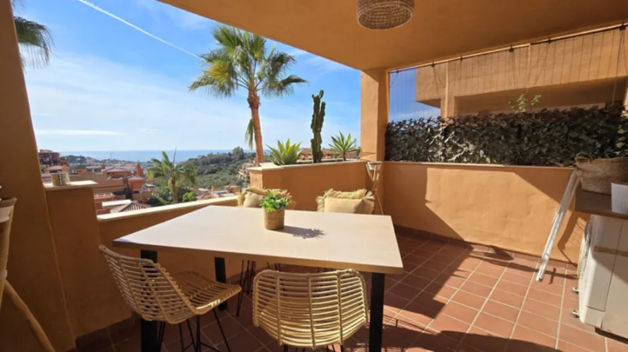 Apartamento de 2 dormitorios en Marbella, Spain No. 727 № 23