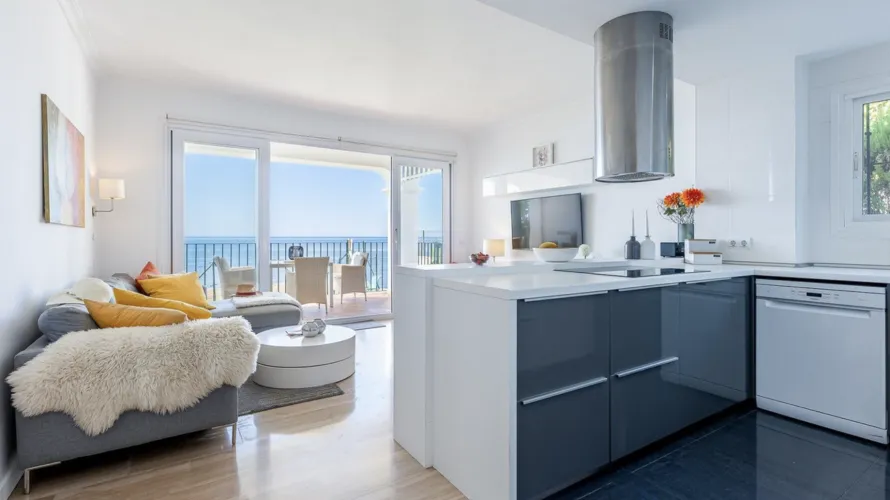 Apartamento de 2 dormitorios en Mijas Costa, Spain No. 476 № 4