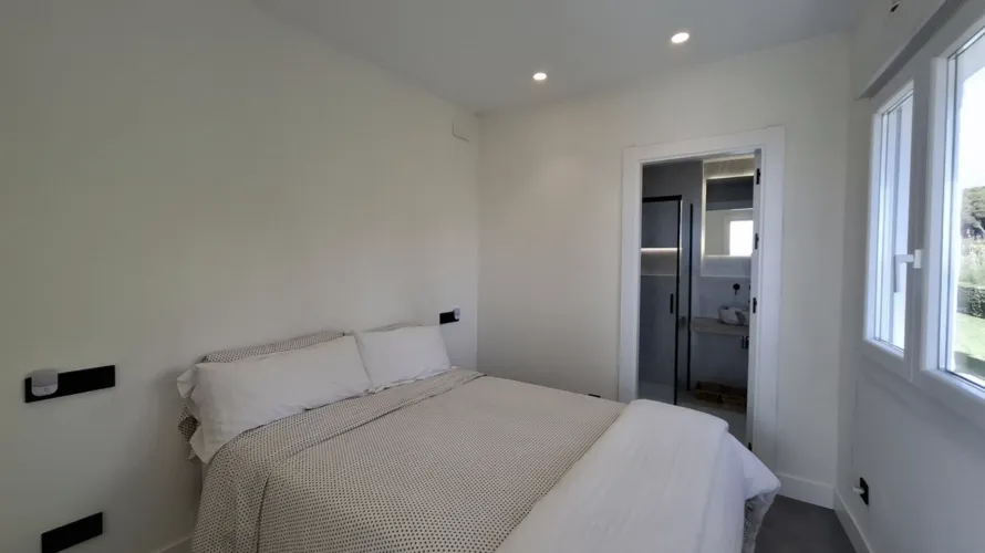 Apartamento de 2 dormitorios en Mijas Costa, Spain No. 543 № 10