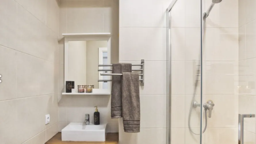 Apartamento de 2 dormitorios en Marbella, Spain No. 586 № 9