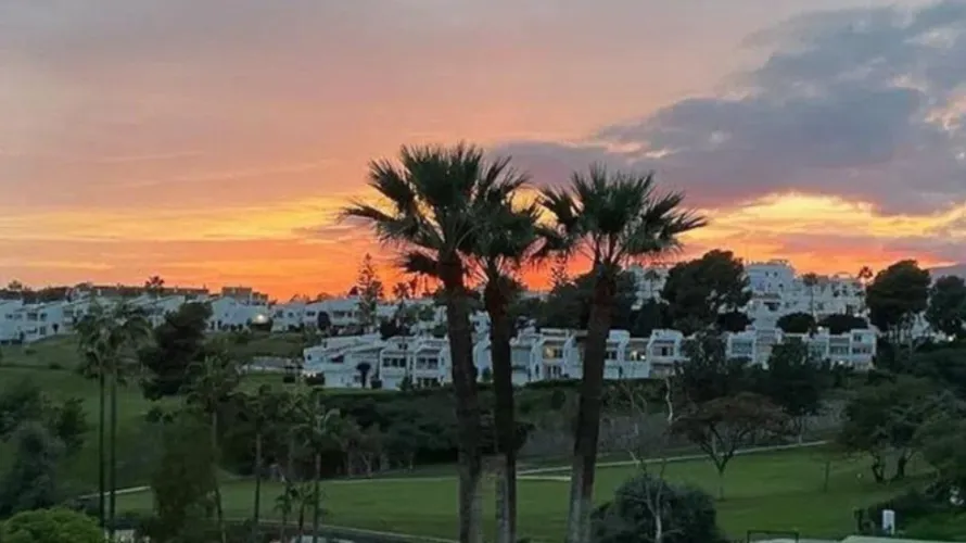 Apartamento de 2 dormitorios en Nueva Andalucía, Spain No. 615 № 9