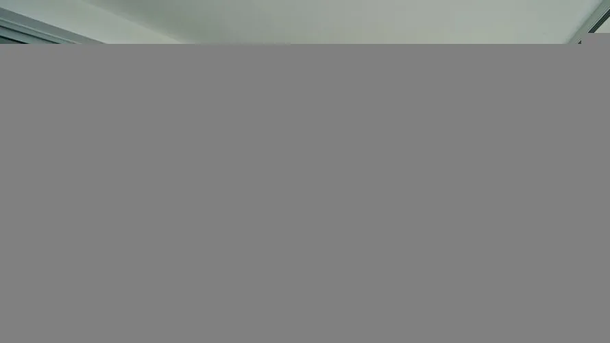 Apartamento de 2 dormitorios en Estepona, Spain No. 655 № 2