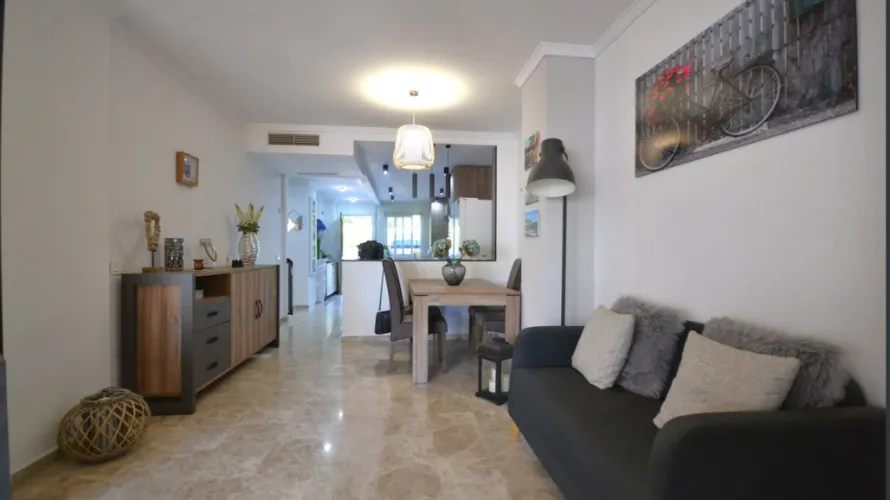 Apartamento de 2 dormitorios en Mijas Costa, Spain No. 731 № 12