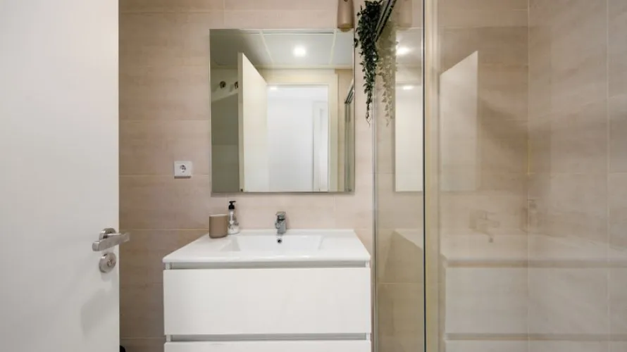 Apartamento de 2 dormitorios en Estepona, Spain No. 563 № 6