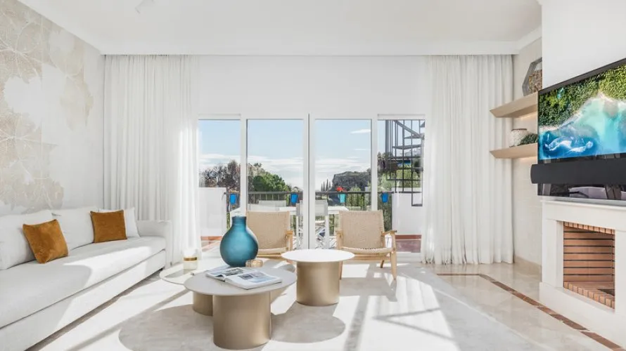 Apartamento de 2 dormitorios en Benahavís, Spain No. 290 № 12