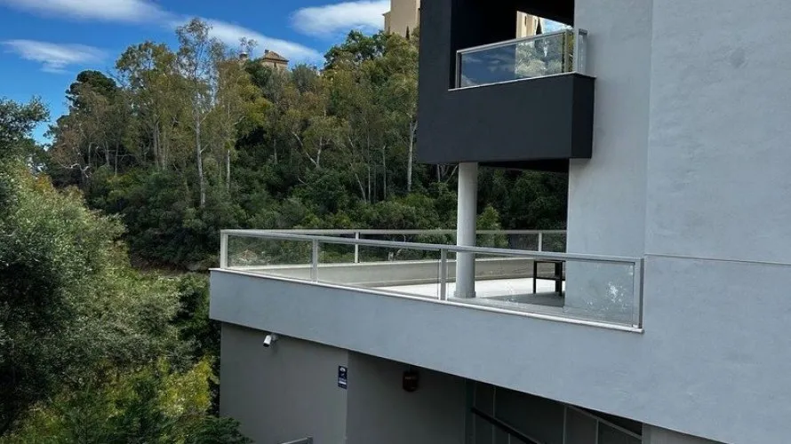 Apartamento de 3 dormitorios en La Quinta, Spain No. 797 № 25