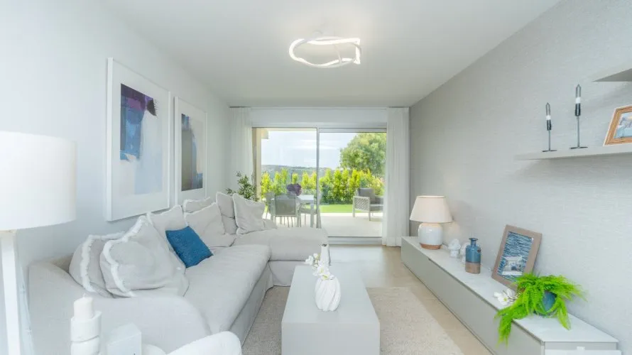 Apartamento de 2 dormitorios en Estepona, Spain No. 259 № 13