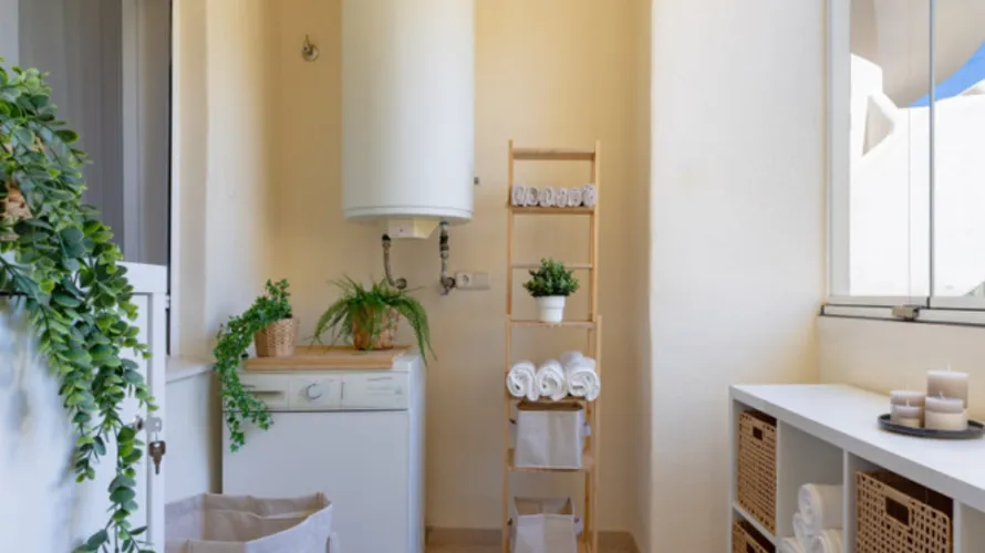 Apartamento de 2 dormitorios en Marbella, Spain No. 794 № 17