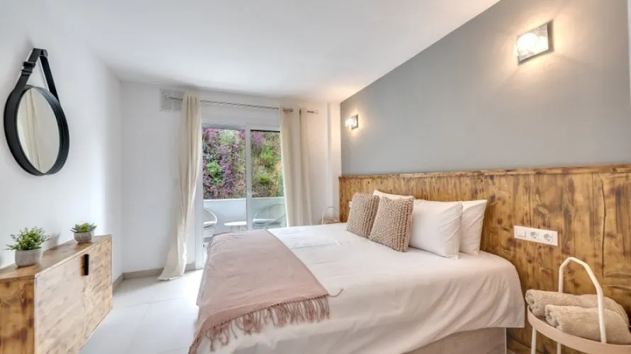 Apartamento de 3 dormitorios en Nueva Andalucía, Spain No. 795 № 14