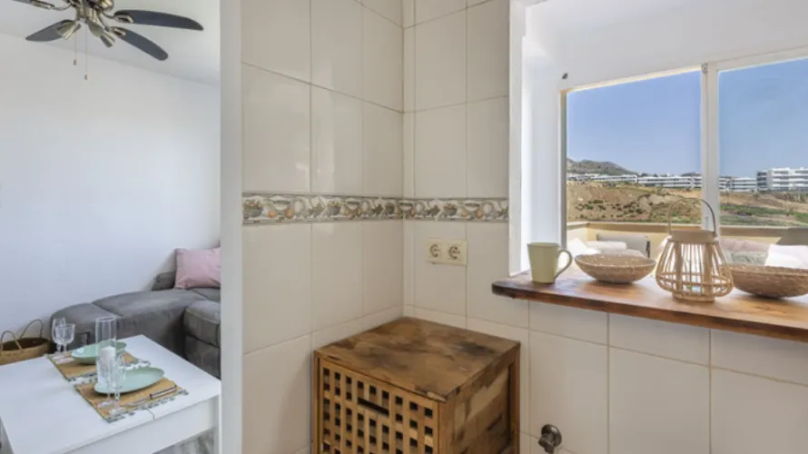 Apartamento de 2 dormitorios en Fuengirola, Spain No. 696 № 16