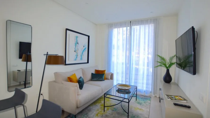 Apartamento de 2 dormitorios en Marbella, Spain No. 253 № 5