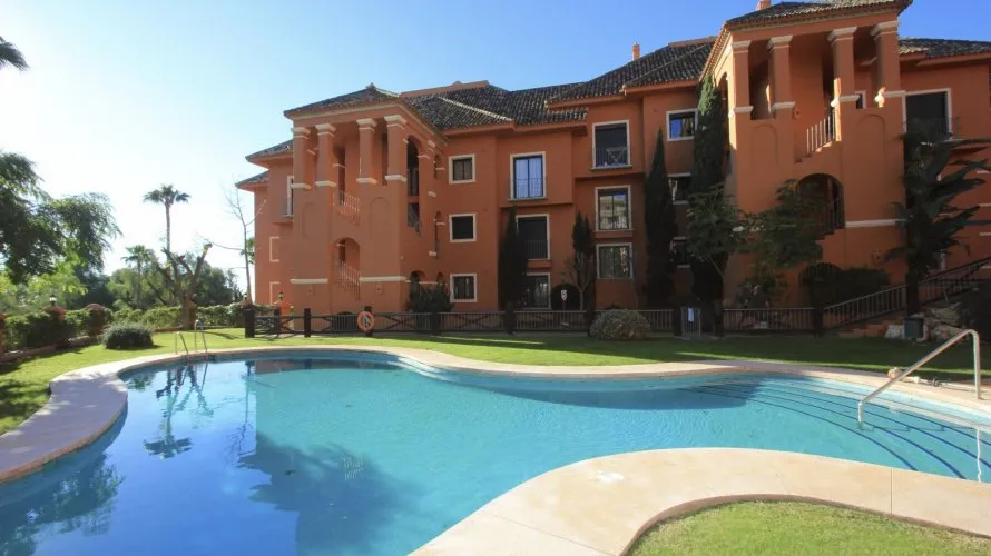 Dúplex de 3 dormitorios en Benahavís, Spain No. 321 № 28