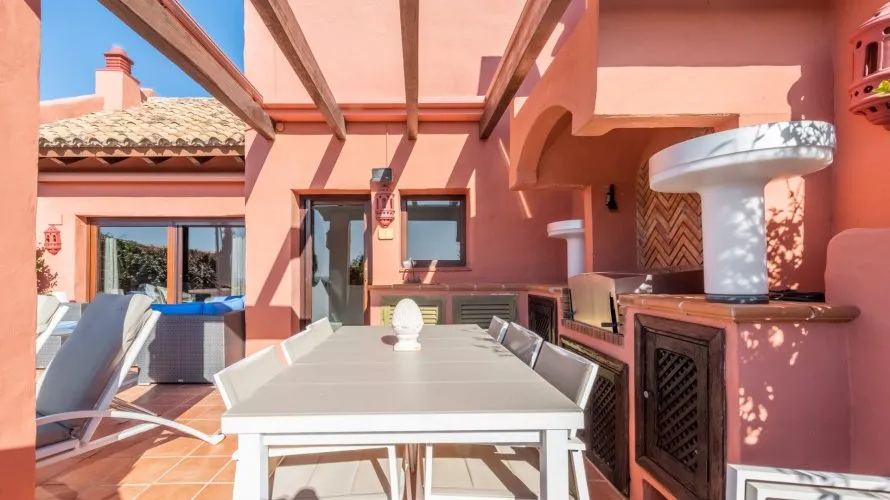 Dúplex de 3 dormitorios en Estepona, Spain No. 243 № 21