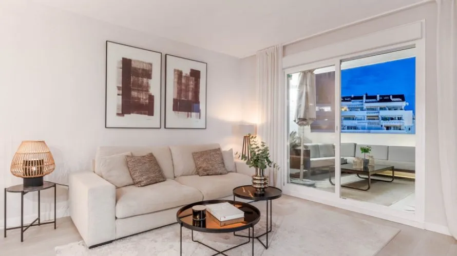 Apartamento de 3 dormitorios en Nueva Andalucía, Spain No. 463