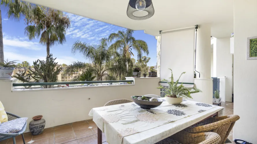 Apartamento de 2 dormitorios en Cortes (San Pedro De Alcantara), Spain No. 485 № 16