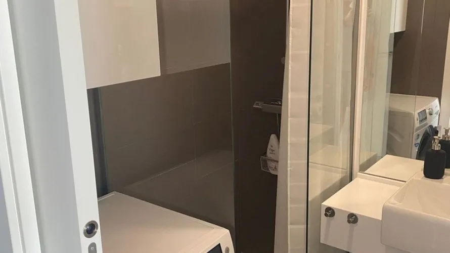 Apartamento de 2 dormitorios en Estepona, Spain No. 446 № 7