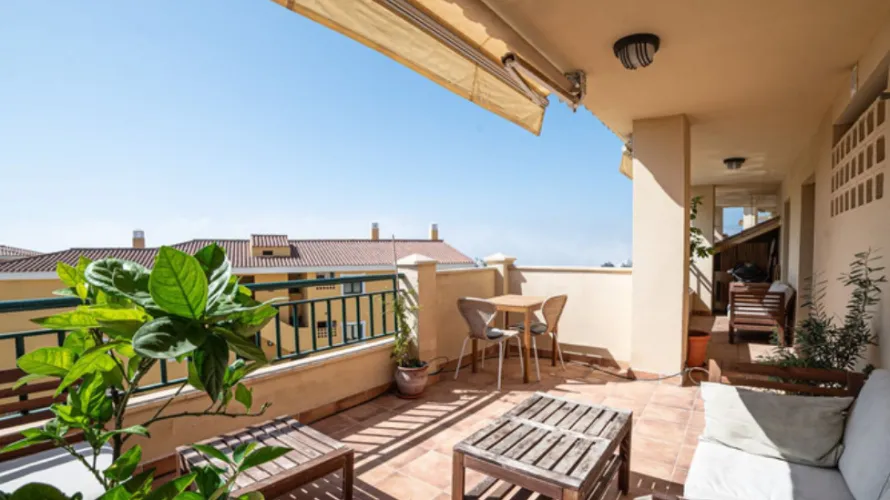 Apartamento de 2 dormitorios en Benalmádena, Spain No. 775 № 12