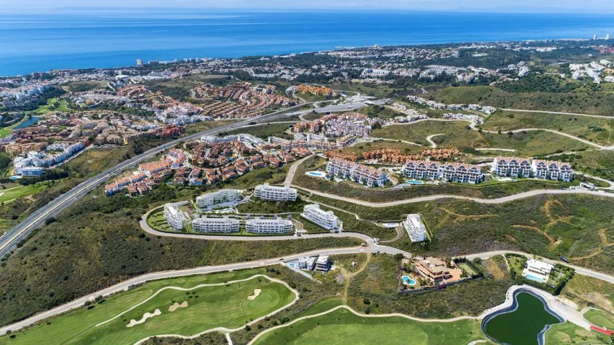 Apartamento de 3 dormitorios en La Cala De Mijas, Spain No. 327 № 12