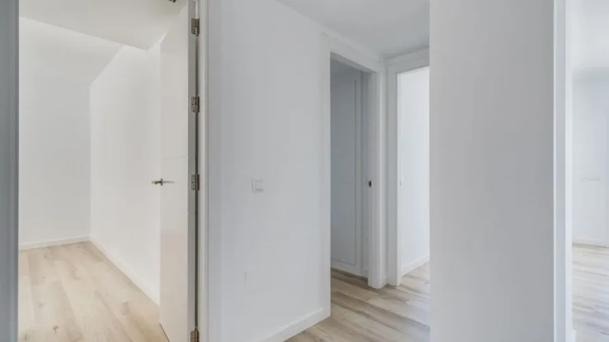 Apartamento de 3 dormitorios en Nueva Andalucía, Spain No. 721 № 8