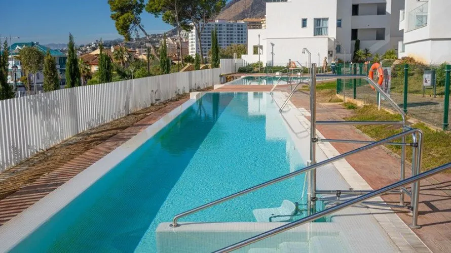 Apartamento de 2 dormitorios en Benalmádena, Spain No. 536 № 18