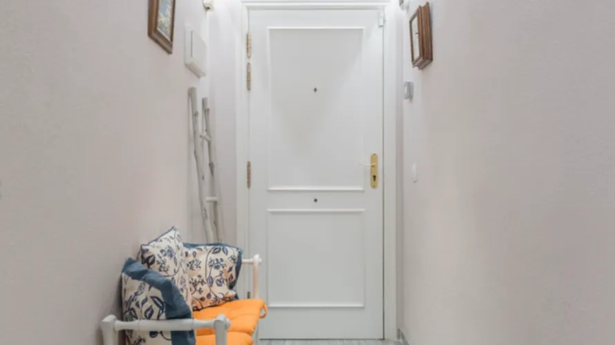 Apartamento de 2 dormitorios en Marbella, Spain No. 617 № 8