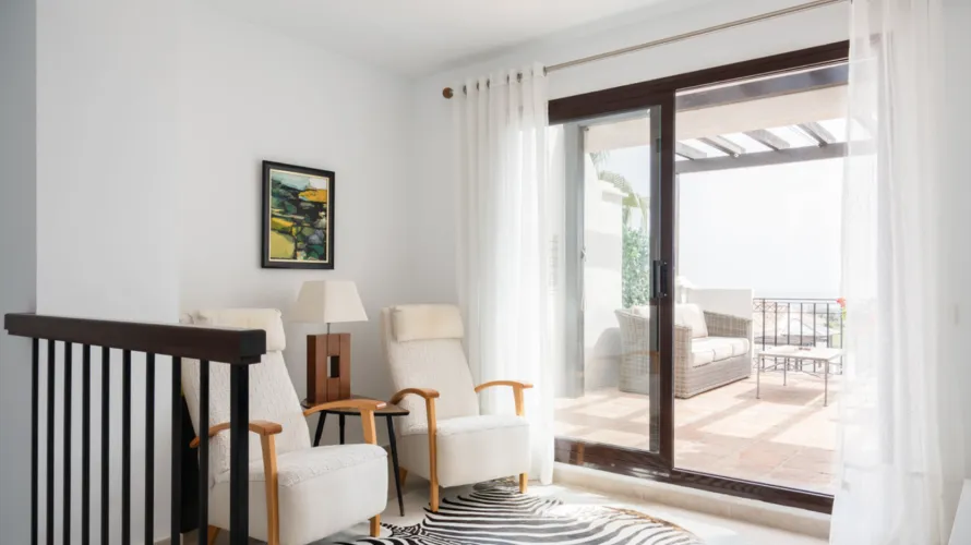 Dúplex de 2 dormitorios en Marbella, Spain No. 706 № 7