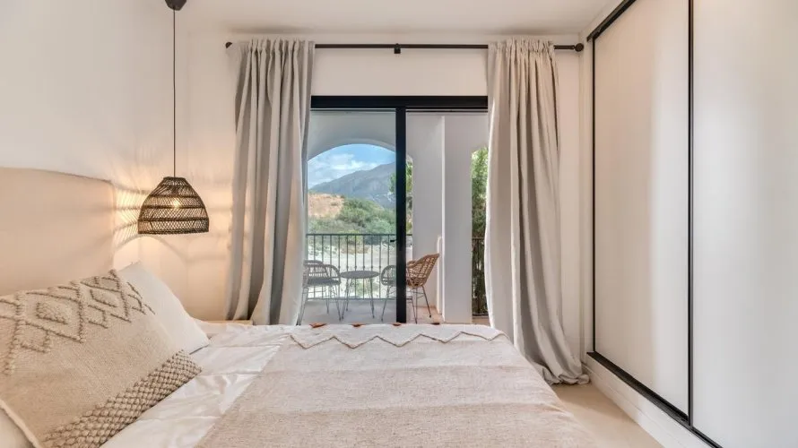 Dúplex de 4 dormitorios en Marbella, Spain No. 421 № 25