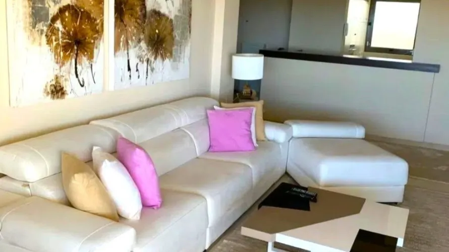 Apartamento de 2 dormitorios en Benahavís, Spain No. 557 № 16