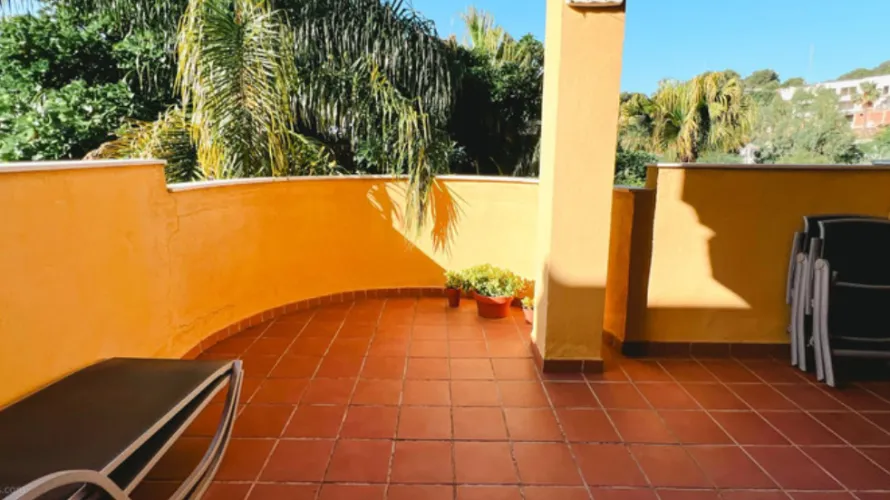 Apartamento de 2 dormitorios en Marbella, Spain No. 804 № 12