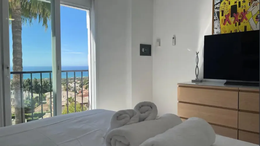 Dúplex de 4 dormitorios en Mijas Costa, Spain No. 740 № 10