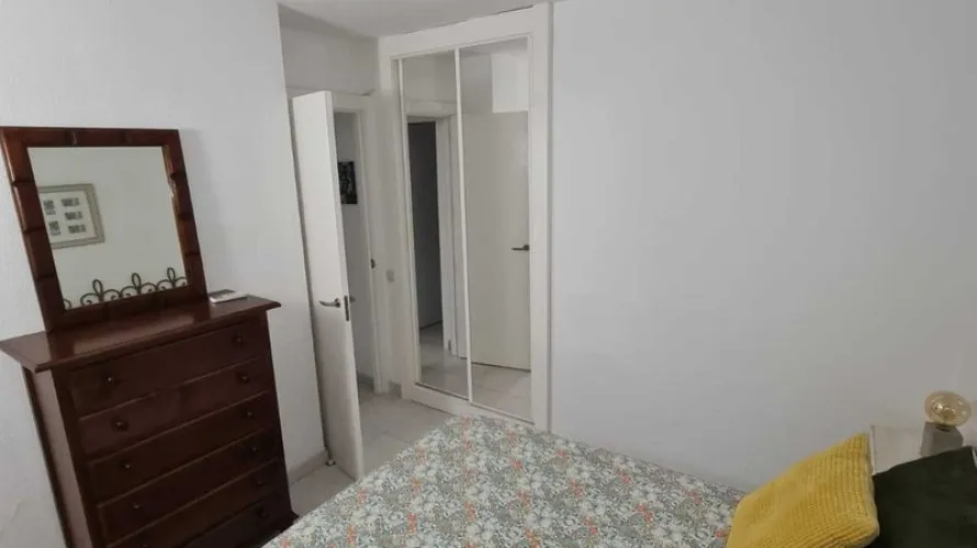Apartamento de 2 dormitorios en Fuengirola, Spain No. 455 № 3