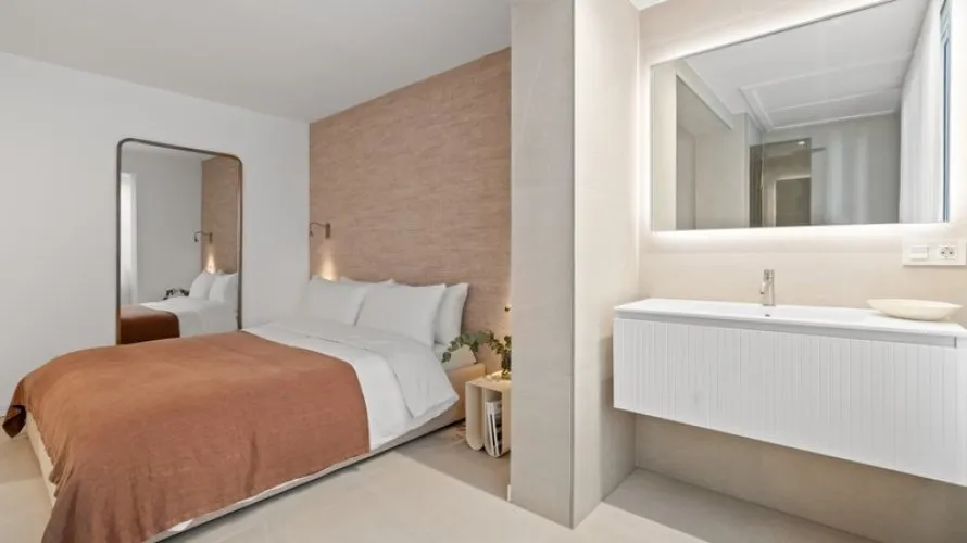 Apartamento de 3 dormitorios en Nueva Andalucía, Spain No. 726 № 13