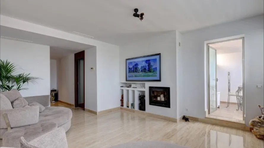 Dúplex de 5 dormitorios en La Cala De Mijas, Spain No. 744 № 17