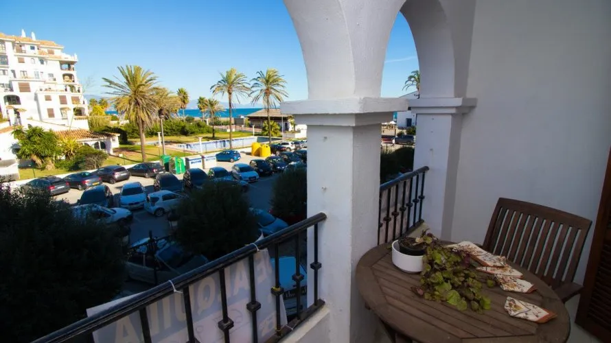 Apartamento de 2 dormitorios en Manilva, Spain No. 659 № 12